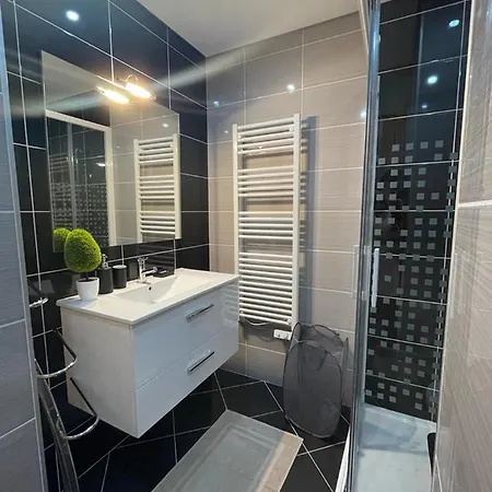 Apartamento Em *